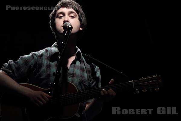 VILLAGERS - 2010-06-07 - PARIS - Point Ephemere - 